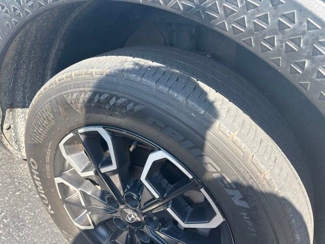 Used 2022 Hyundai Santa Cruz SEL AWD/4WD image 5