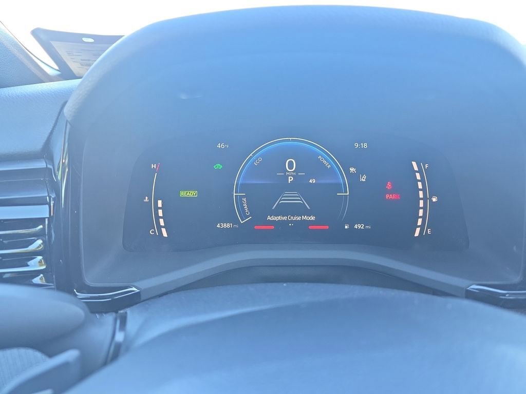 Used 2025 Toyota Camry SE image 16