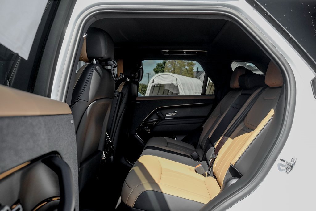 New 2025 Land Rover Range Rover Sport Dynamic SE image 15