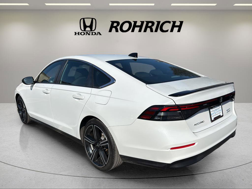 Used 2023 Honda Accord Sport image 8