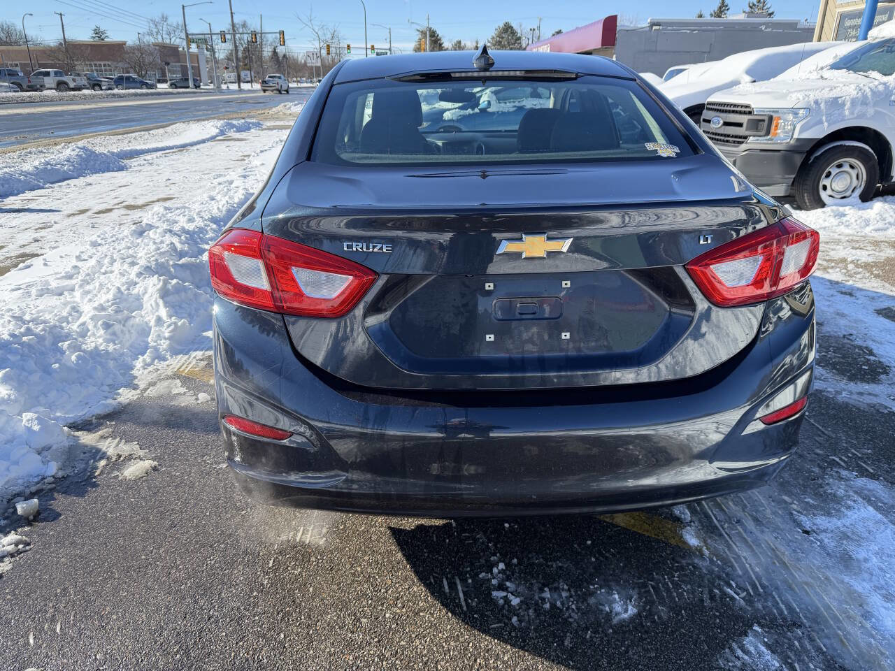 Used 2016 Chevrolet Cruze LT image 10