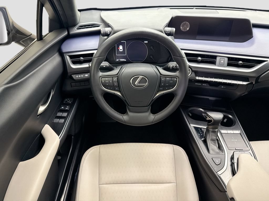 Used 2019 Lexus UX 200 FWD image 10