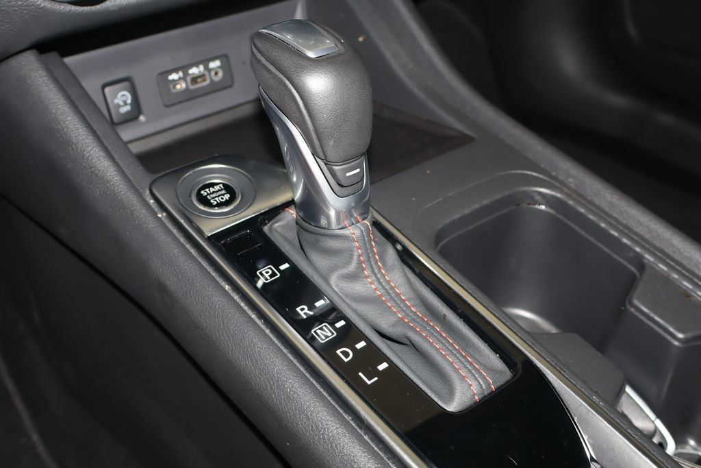 Used 2025 Nissan Sentra SR FWD image 27
