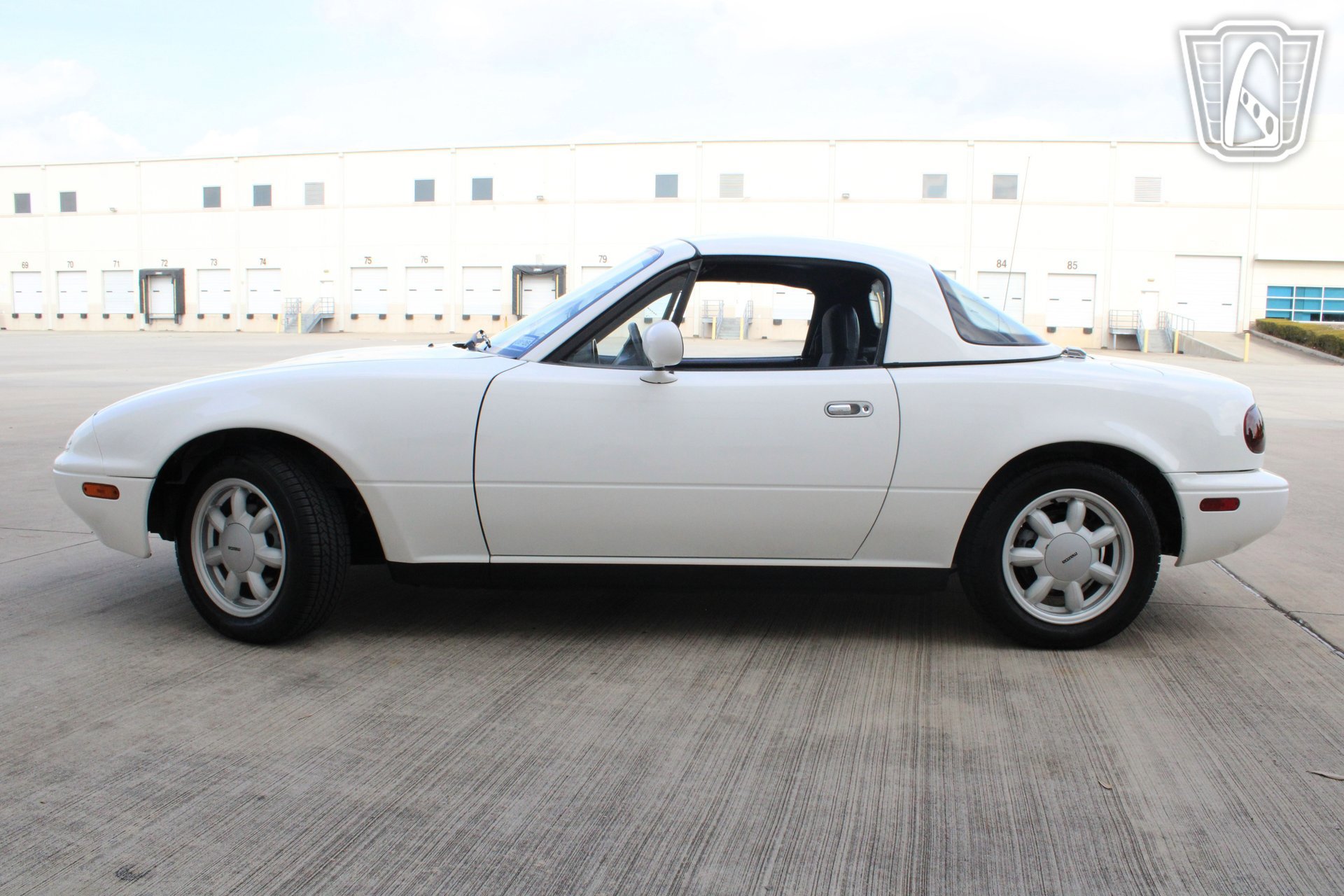 Used 1990 MAZDA MX-5 Miata image 25