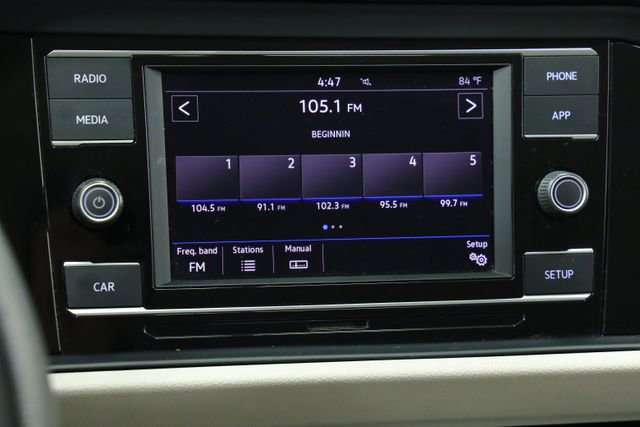 Used 2019 Volkswagen Jetta S image 17