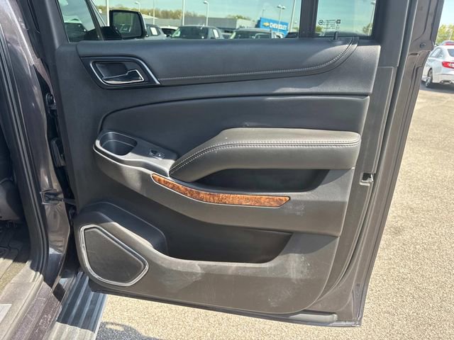Used 2017 Chevrolet Suburban Premier image 23