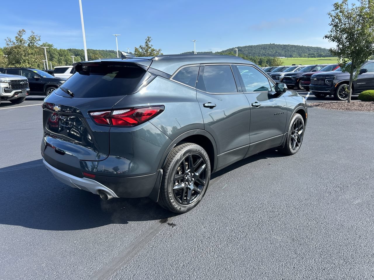 Used 2019 Chevrolet Blazer LT w/ Sun and Wheels Package AWD/4WD image 7