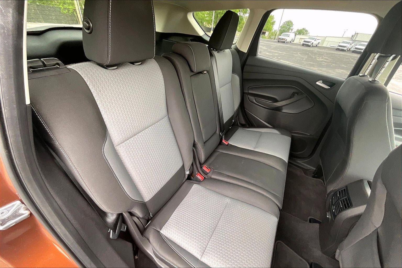 Used 2017 Ford Escape SE AWD/4WD image 24