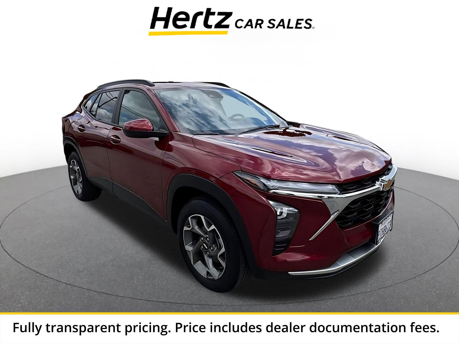 Used 2025 Chevrolet Trax LT FWD image 1