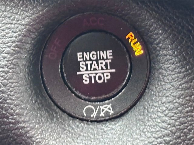 Used 2020 Jeep Cherokee Limited image 19