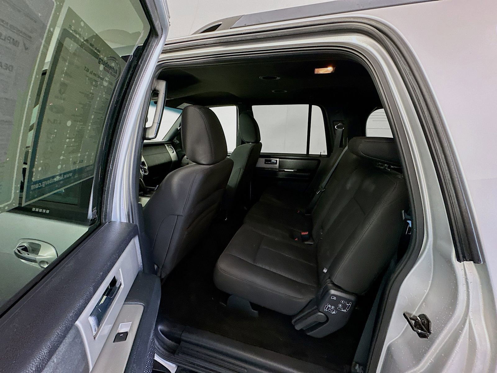 Used 2017 Ford Expedition EL XLT AWD/4WD image 22