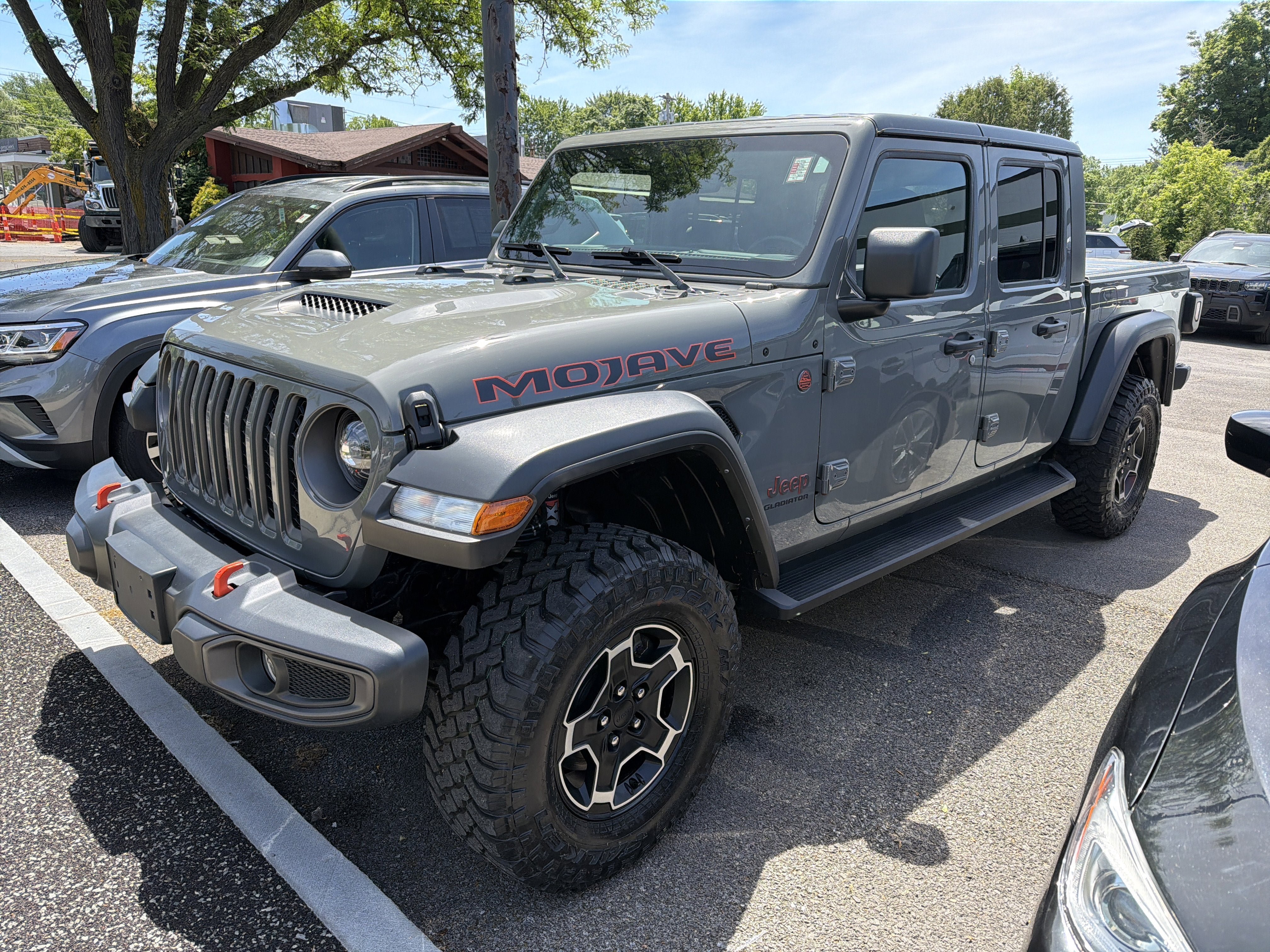 Used 2021 Jeep Gladiator Mojave AWD/4WD image 4
