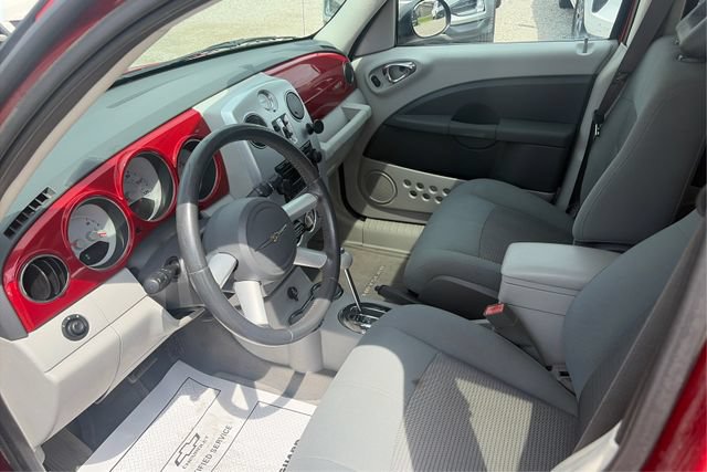 Used 2007 Chrysler PT Cruiser Touring FWD image 9