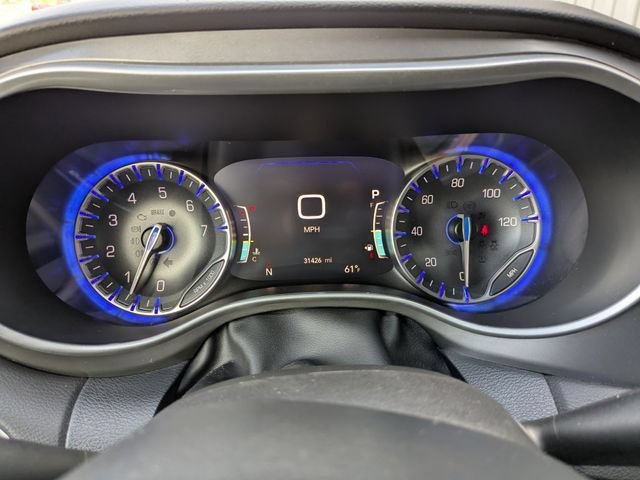 Used 2025 Chrysler Pacifica Select FWD image 20