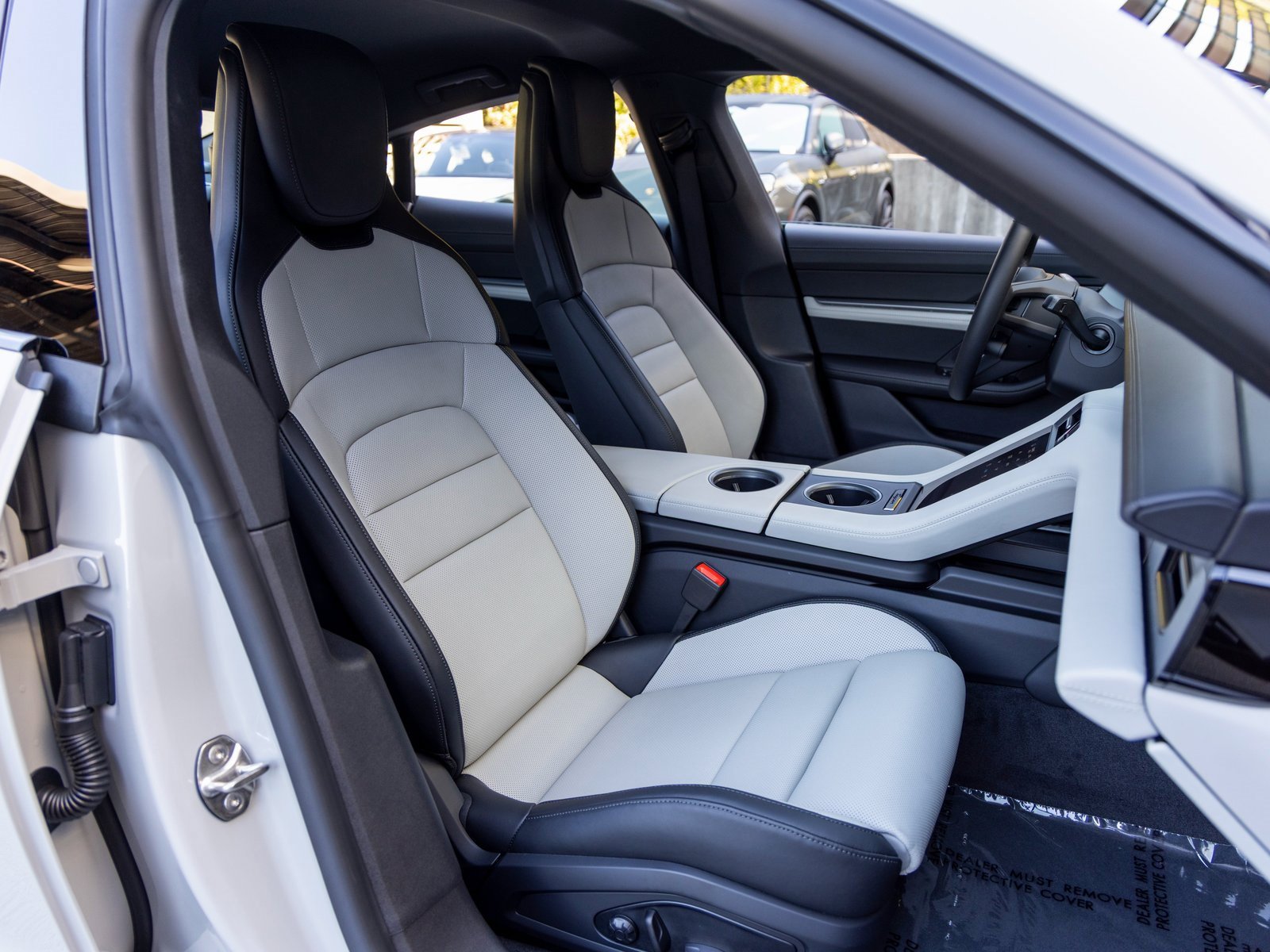 New 2025 Porsche Taycan image 57