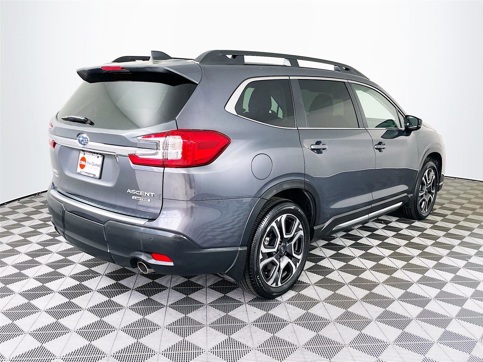 Certified 2025 Subaru Ascent Limited image 10