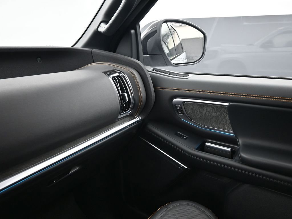 New 2026 Ford Expedition Tremor image 19