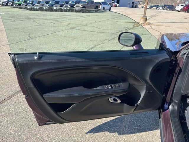 Used 2020 Dodge Challenger GT w/ Plus Package image 18