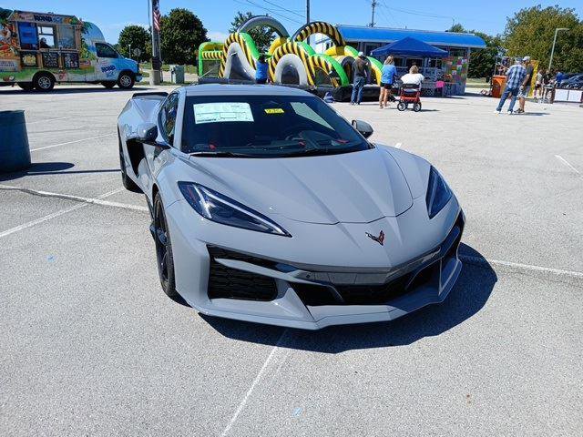 New 2025 Chevrolet Corvette E-Ray w/ Stealth Interior Trim Package image 7