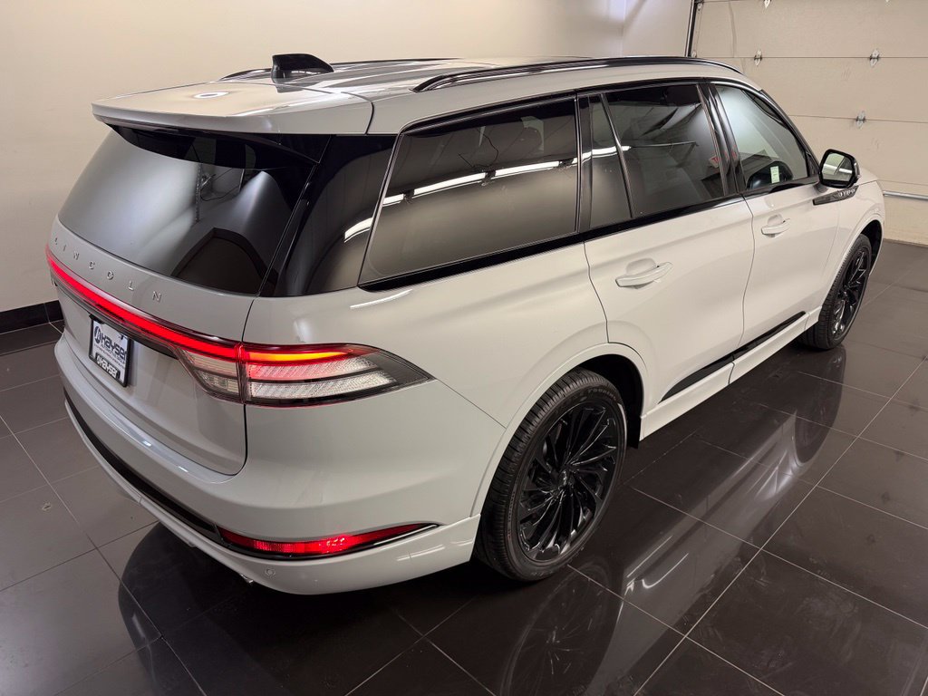 New 2027 Lincoln Aviator Reserve AWD/4WD image 6