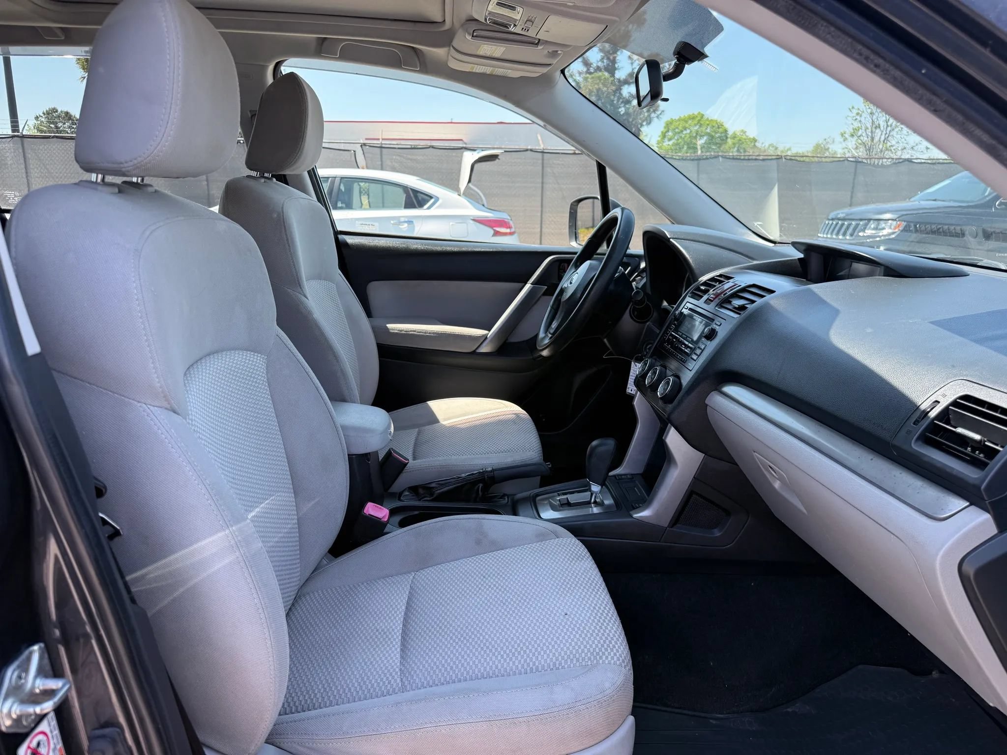 Used 2015 Subaru Forester 2.5i Premium w/ All-Weather Package AWD/4WD image 18