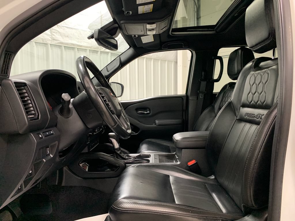 Used 2022 Nissan Frontier PRO-4X w/ Pro-4X Premium Package AWD/4WD image 4