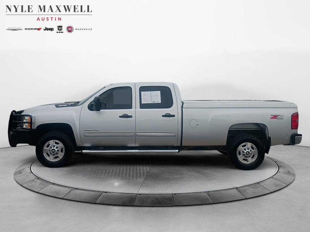 Used 2011 Chevrolet Silverado 2500 LT w/ Suspension Package, Off-Road AWD/4WD image 13