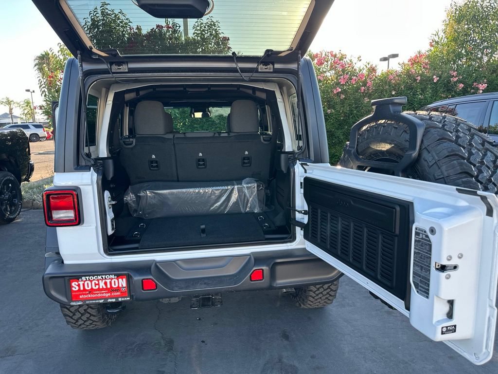 New 2026 Jeep Wrangler Unlimited Sport AWD/4WD image 16