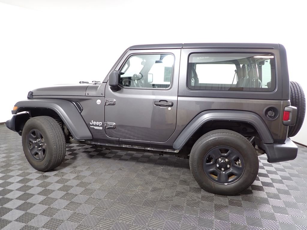 Used 2020 Jeep Wrangler Sport AWD/4WD image 16