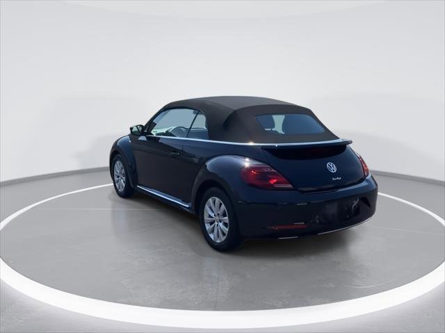 Used 2018 Volkswagen Beetle 2.0T S FWD image 6