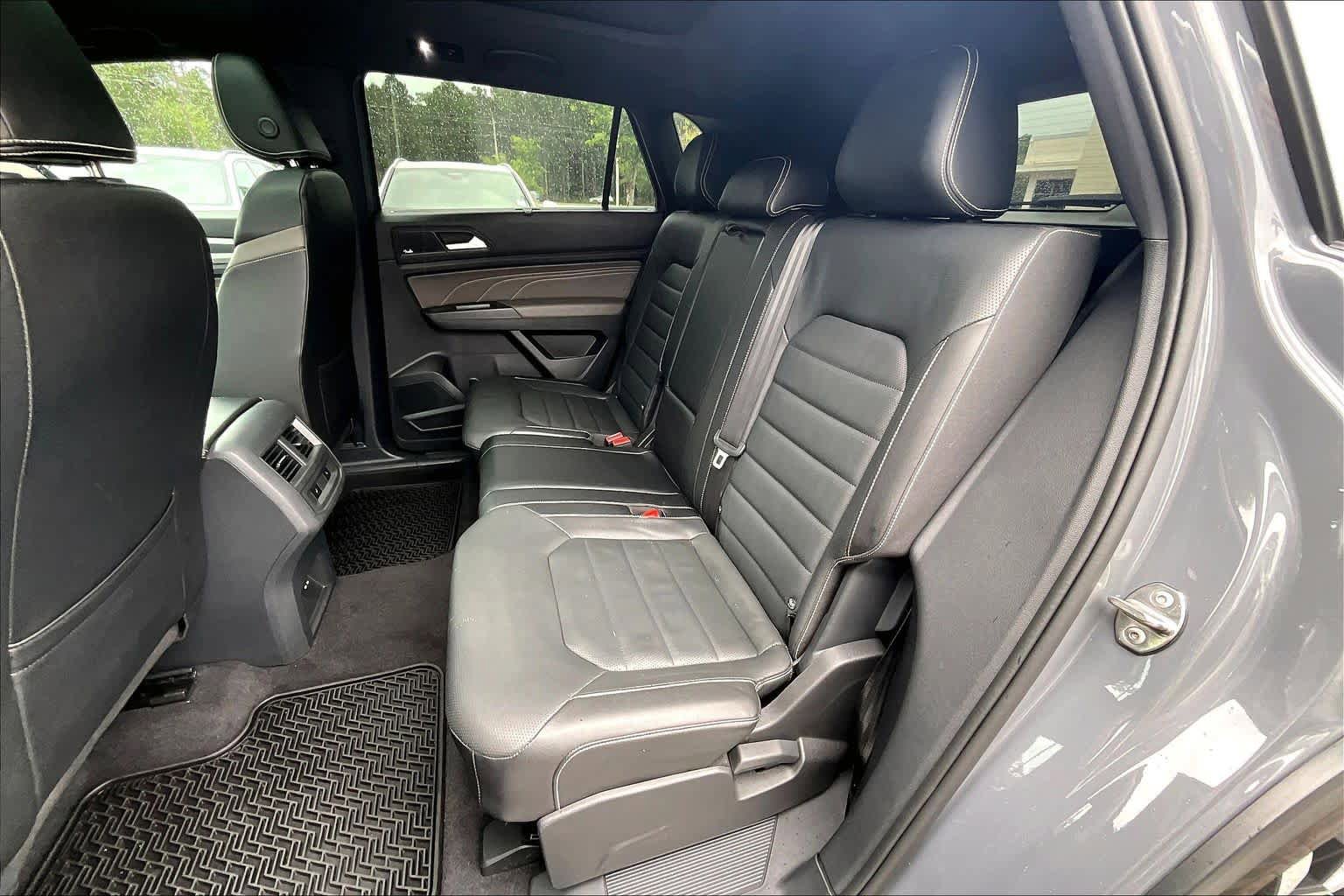 Used 2023 Volkswagen Atlas Cross Sport SEL Premium R-Line AWD/4WD image 21