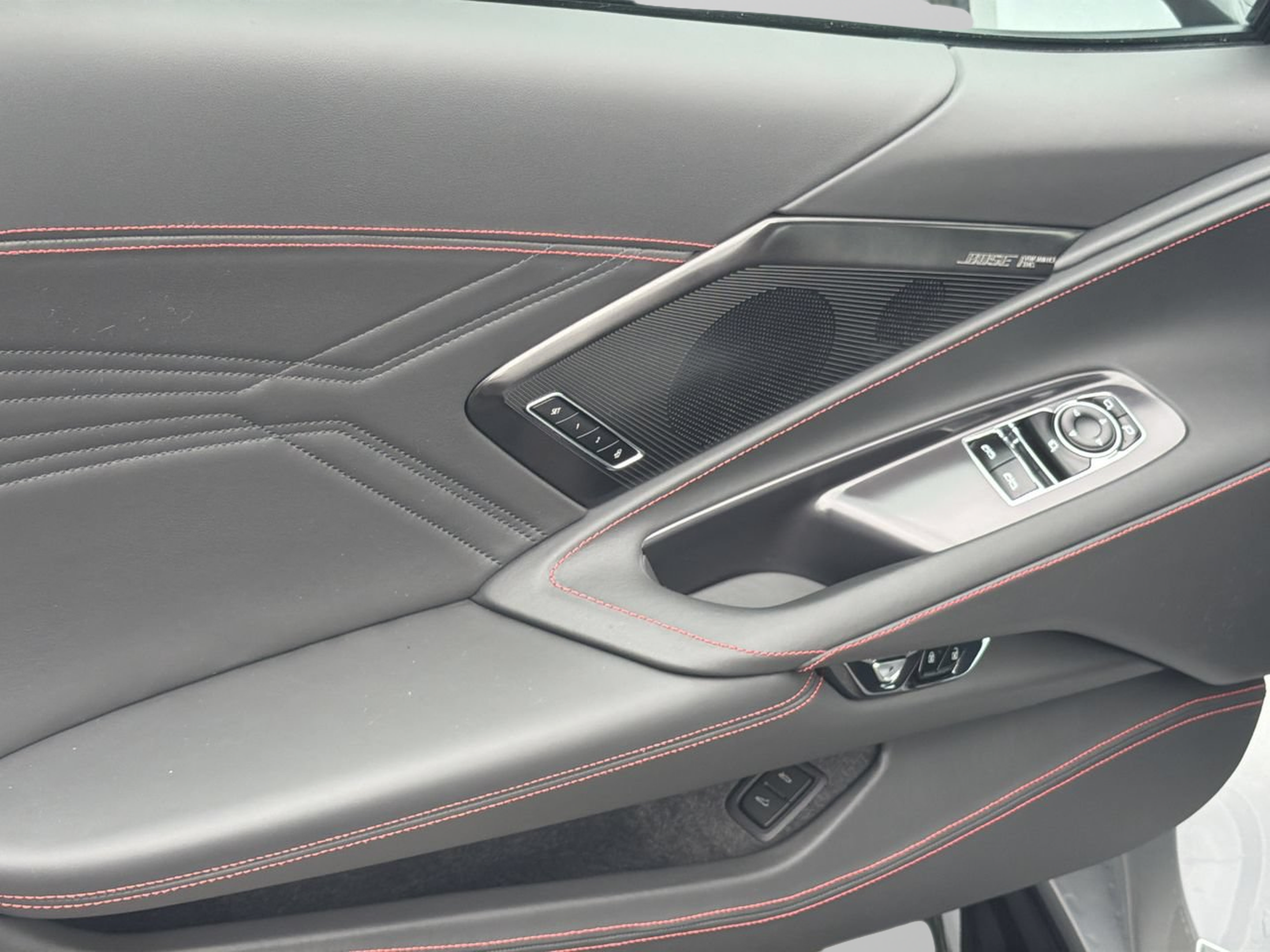 Used 2026 Chevrolet Corvette Z06 RWD image 17