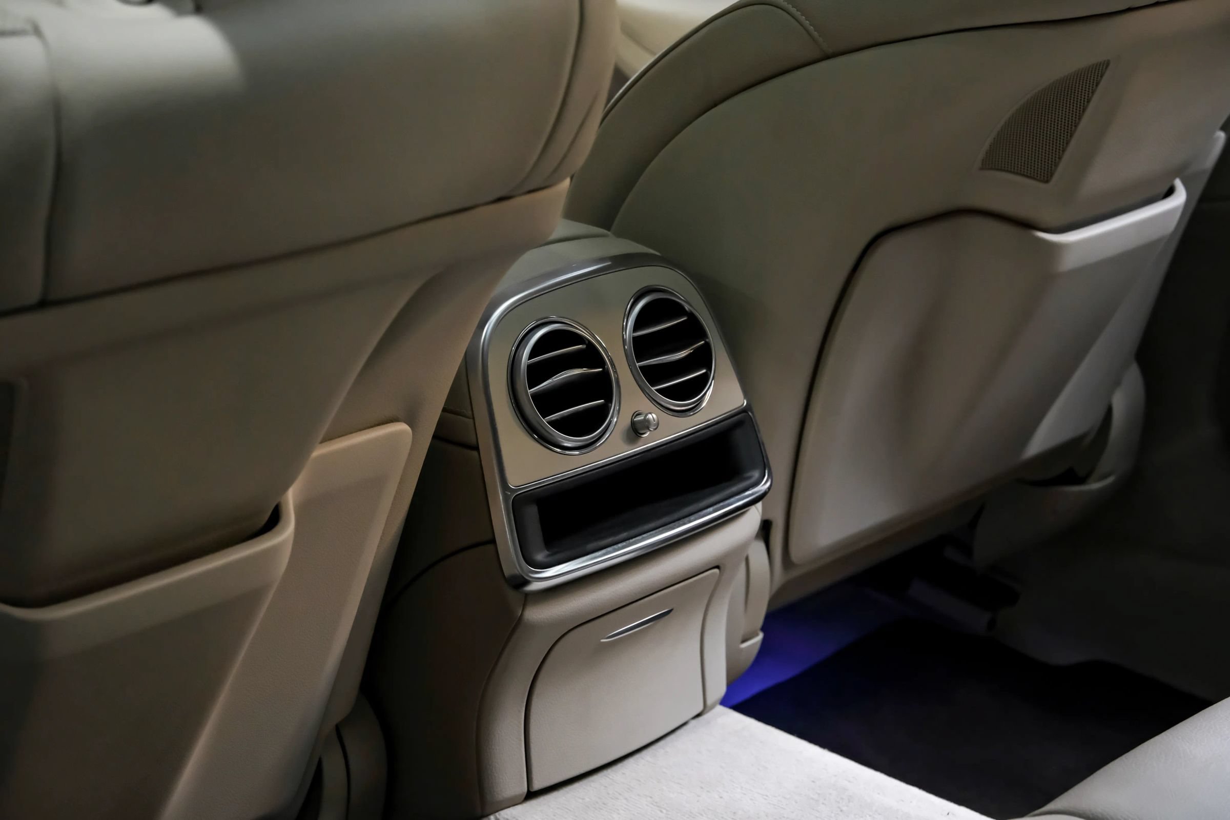 Used 2015 Mercedes-Benz S 550 Sedan image 38