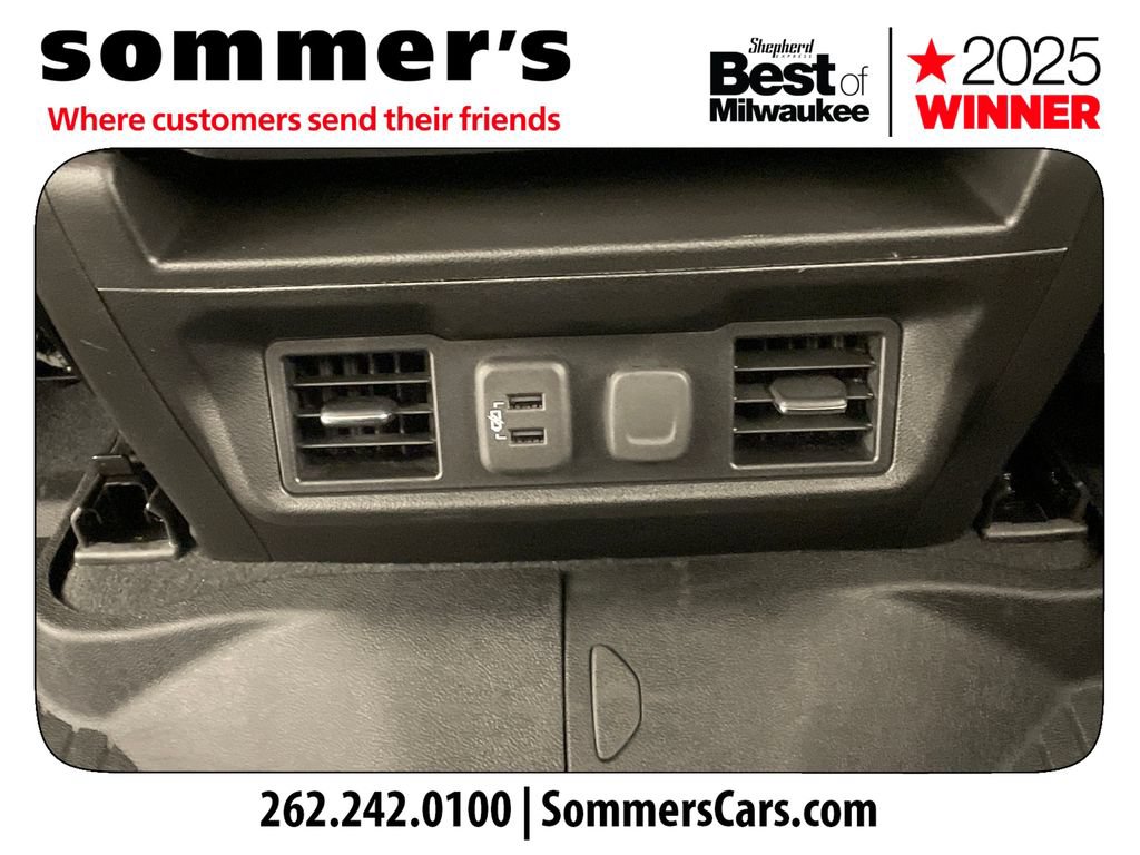 Used 2022 Chevrolet Silverado 1500 RST AWD/4WD image 22