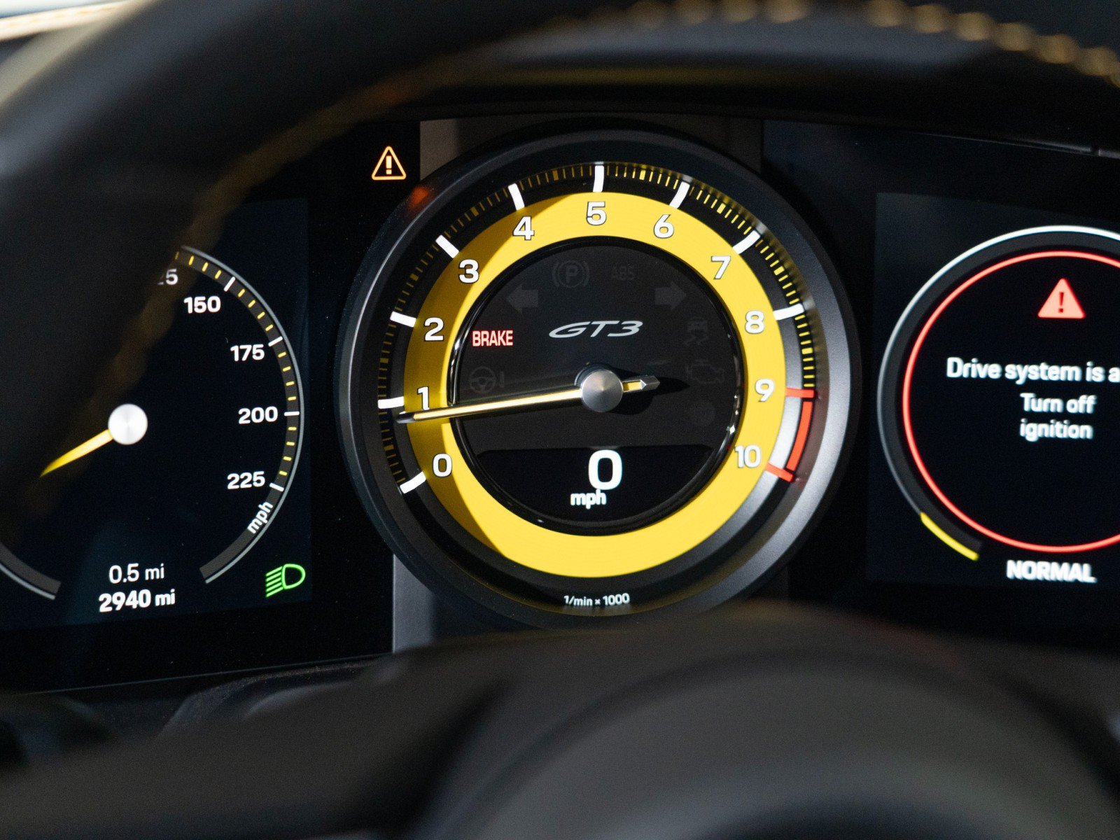 Certified 2023 Porsche 911 GT3 RWD image 19