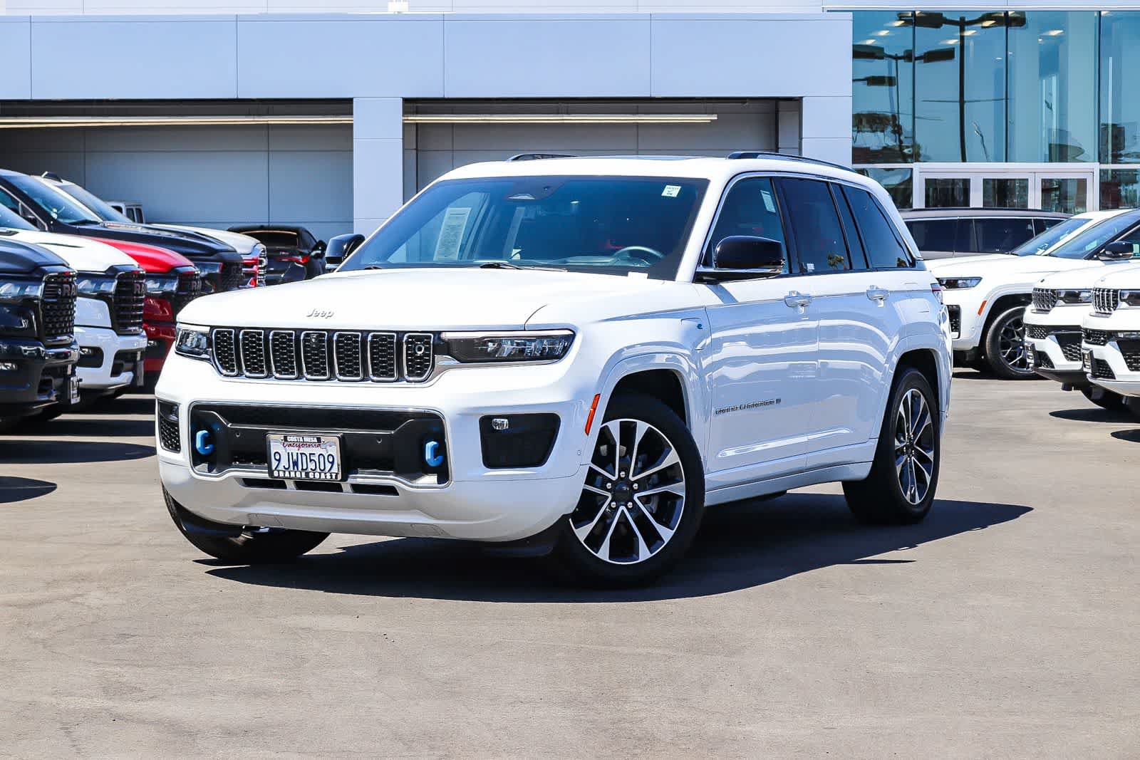 Used 2023 Jeep Grand Cherokee Overland w/ Advanced Protech Group III