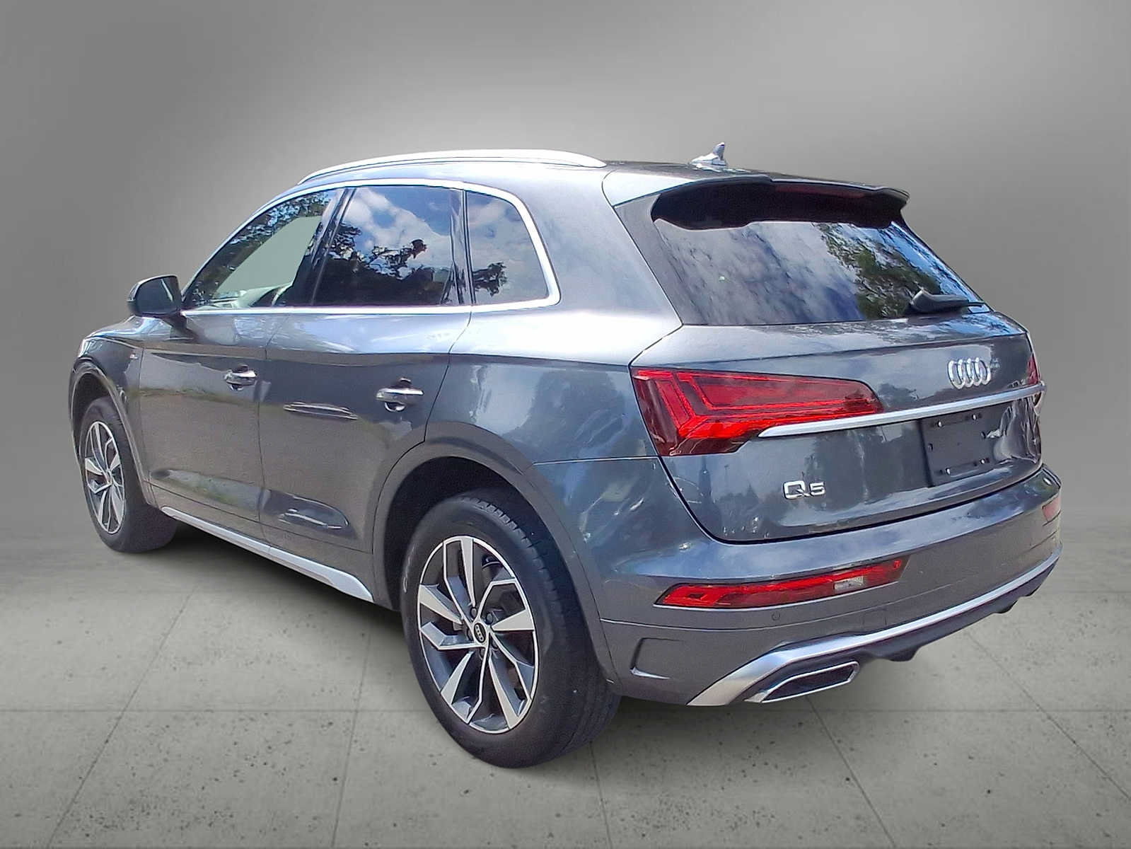 Certified 2023 Audi Q5 2.0T Premium Plus w/ Premium Plus Package AWD/4WD image 6