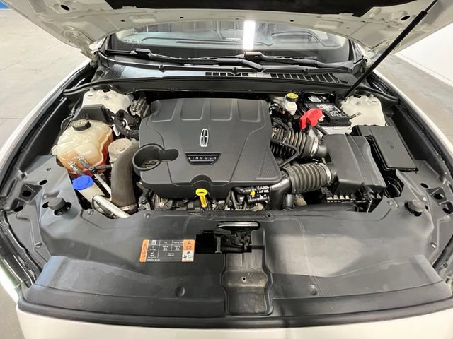 Used 2018 Lincoln Continental Reserve AWD/4WD image 27