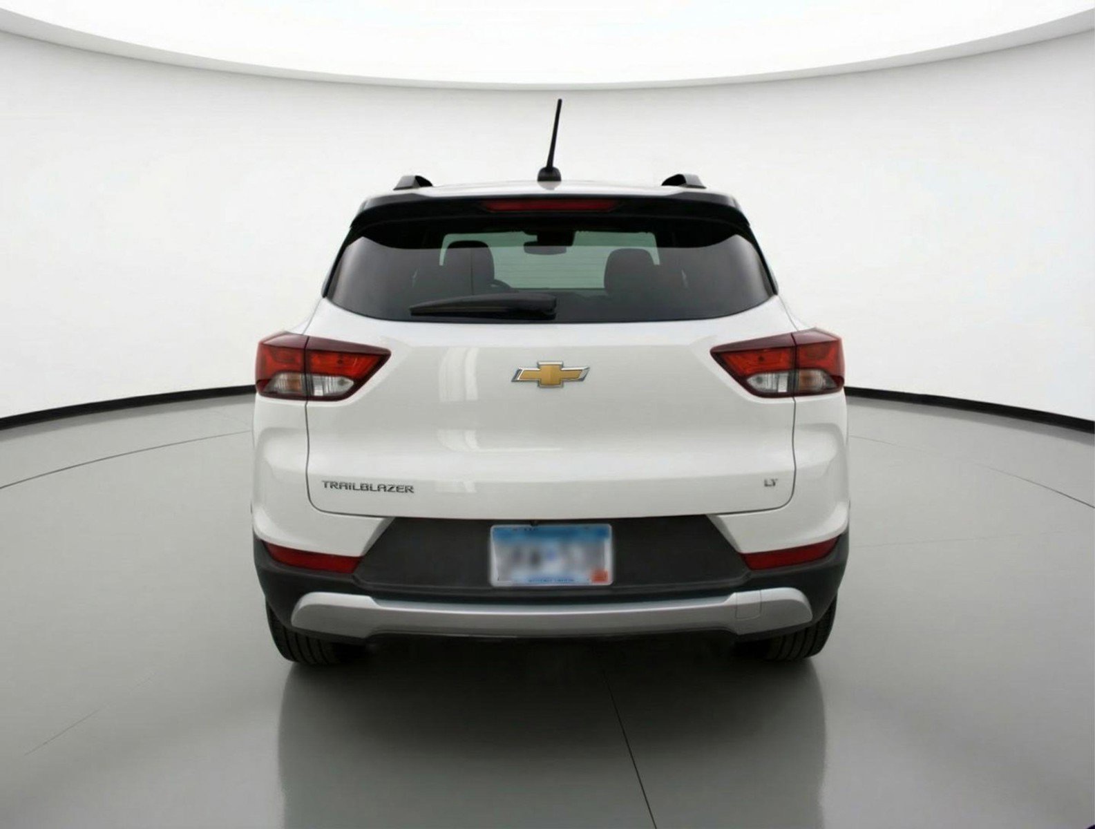 Used 2025 Chevrolet TrailBlazer LT FWD image 7