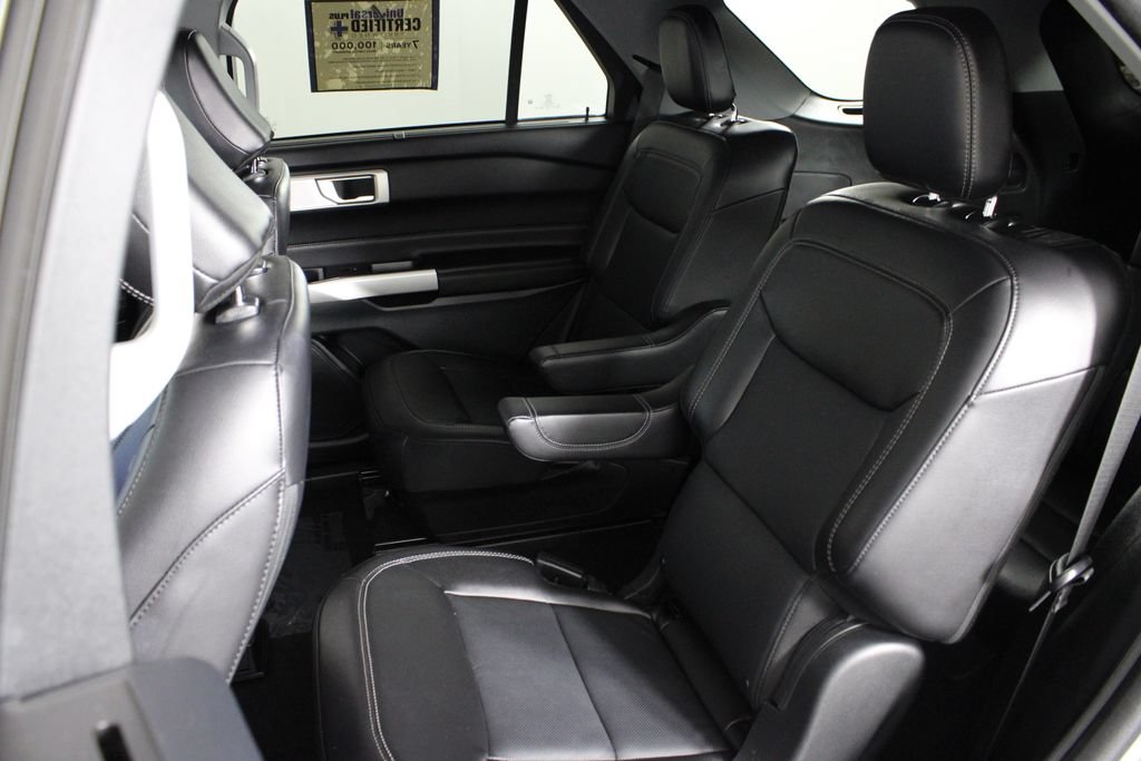 Used 2024 Ford Explorer Limited w/ Limited Technology Package RWD image 20