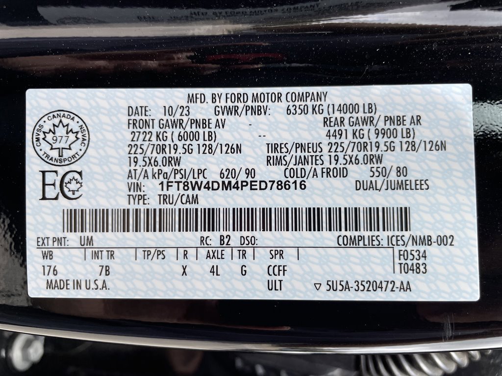 Used 2023 Ford F450 Platinum w/ FX4 Off-Road Package image 51