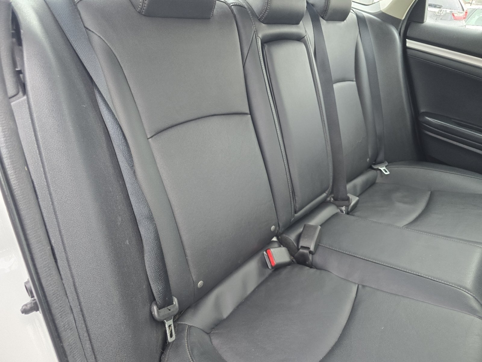 Used 2020 Honda Civic EX-L image 19