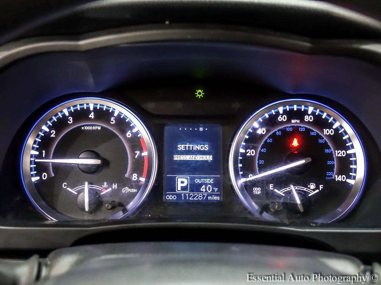 Used 2016 Toyota Highlander LE AWD/4WD image 20