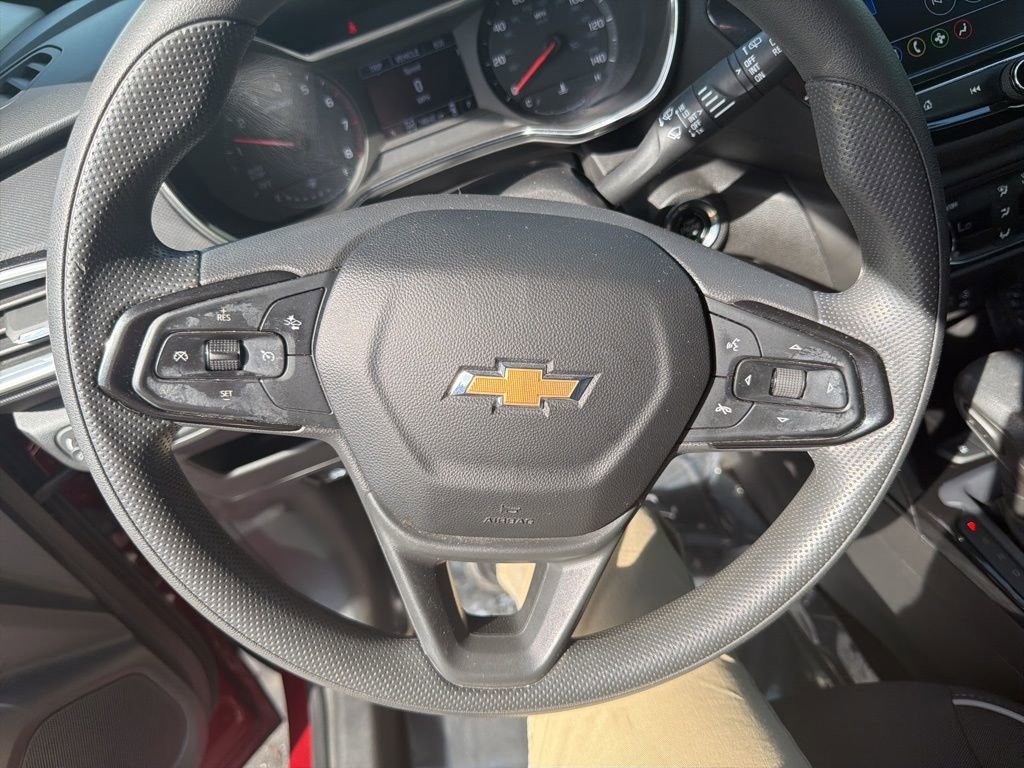 Used 2023 Chevrolet TrailBlazer LT w/ Convenience Package AWD/4WD image 18