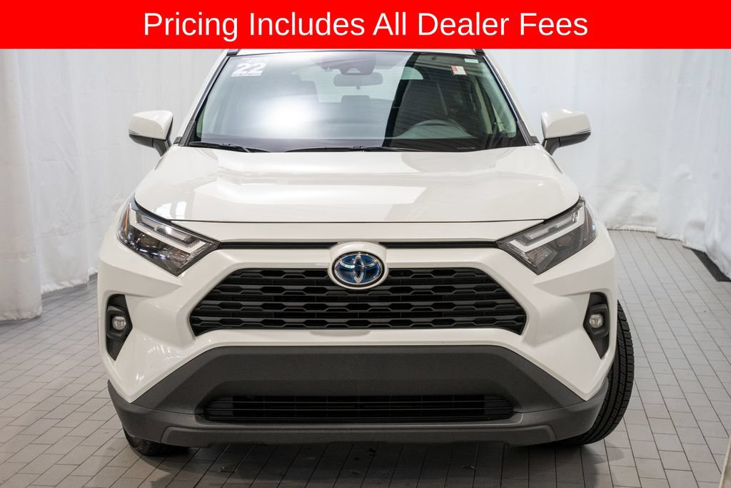 Used 2022 Toyota RAV4 XLE Premium AWD/4WD image 2