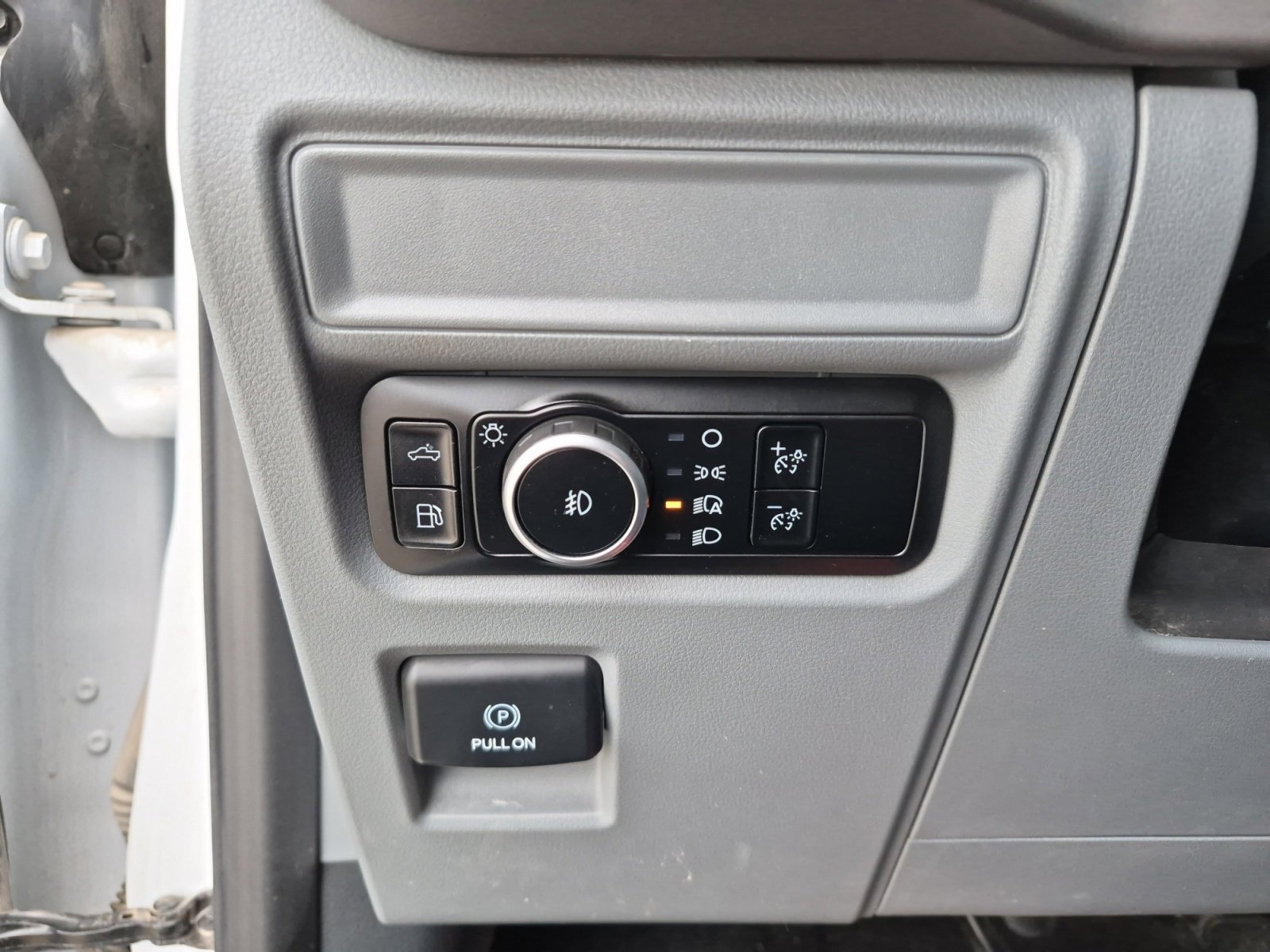 Used 2024 Ford F150 XLT w/ Mobile Office Package image 25