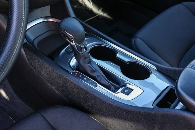 Used 2024 Chevrolet Malibu LT FWD image 22