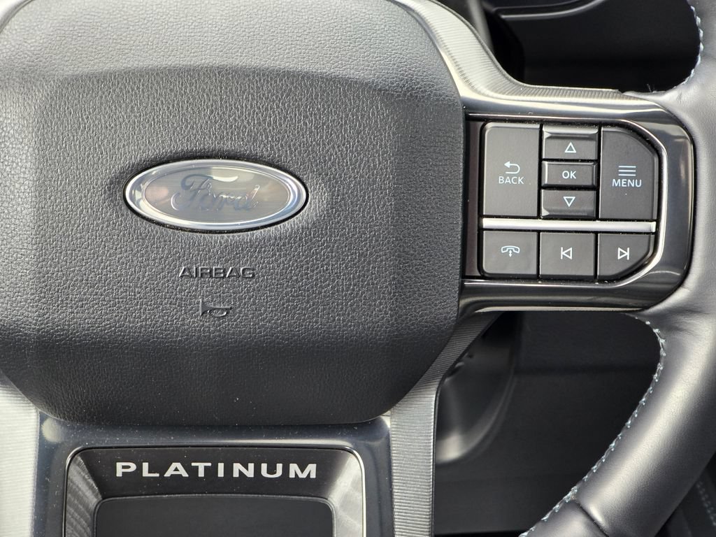 Used 2025 Ford F450 Platinum w/ FX4 Off-Road Package AWD/4WD image 16