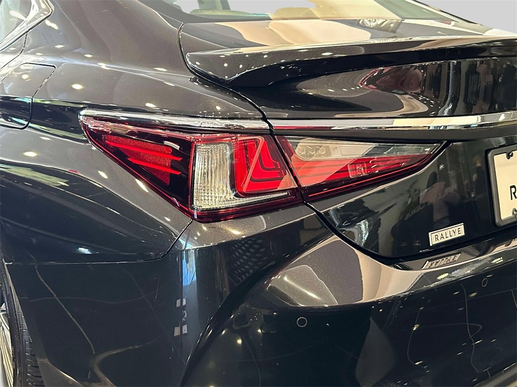New 2025 Lexus ES 350 350 image 9