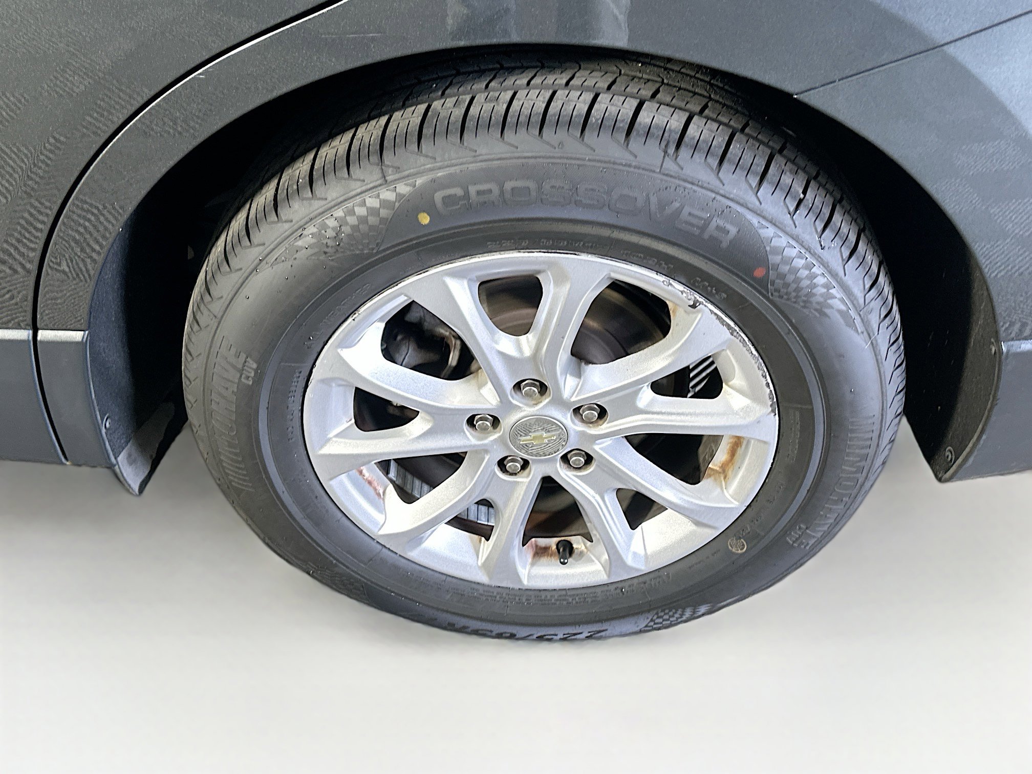 Used 2020 Chevrolet Equinox LT FWD image 11